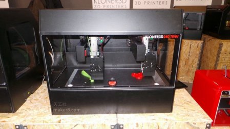 双头3D打印机240TWIN可同时打印不同对象