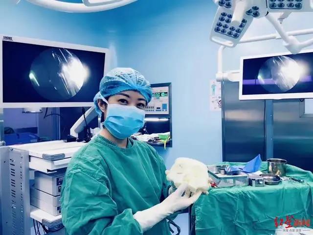 四川唯一！男子右眼被拳头击伤 医生手术中首次应用3D打印技术
