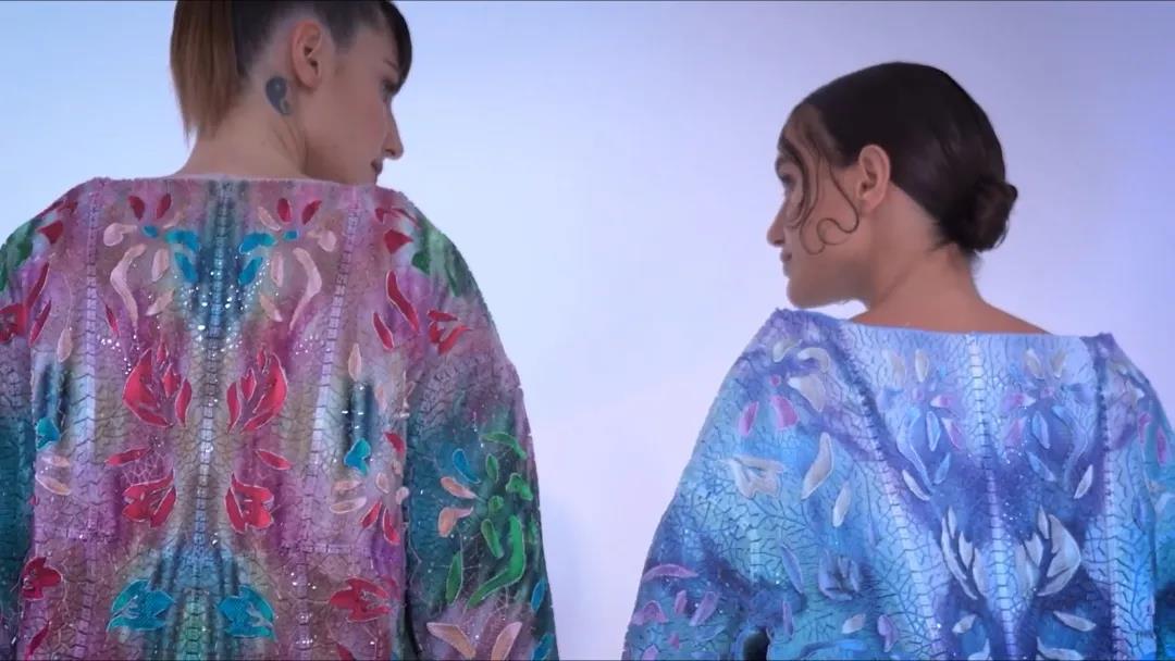惊艳时装周，Stratasys PolyJet技术可在面料上全彩3D打印！​
