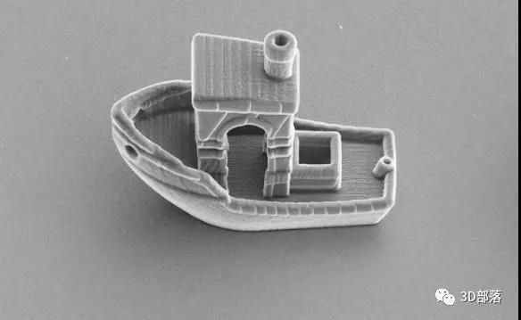 科学家利用3D打印技术制造出世界上最小船只
